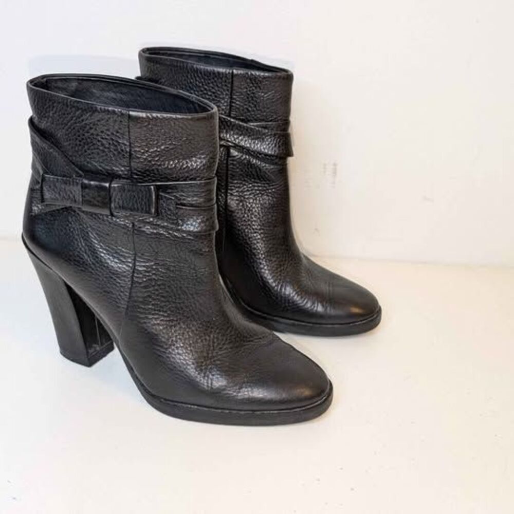 kate Spade Black Pebbled Leather Ankle Boots size 7.5